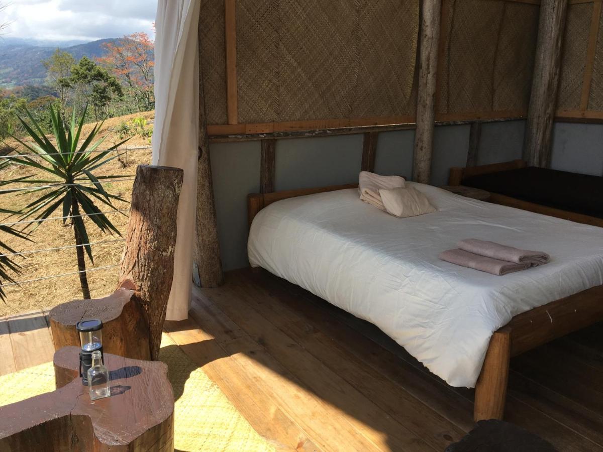 Hacienda Monteclaro Hotell Turrialba Exteriör bild