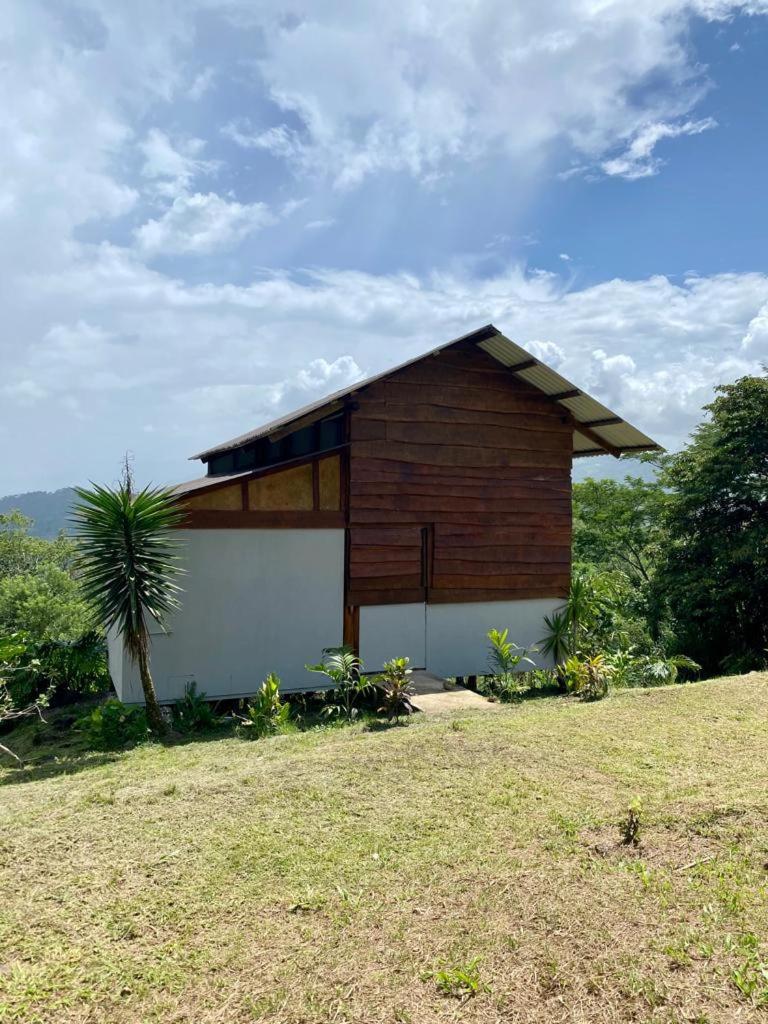 Hacienda Monteclaro Hotell Turrialba Exteriör bild