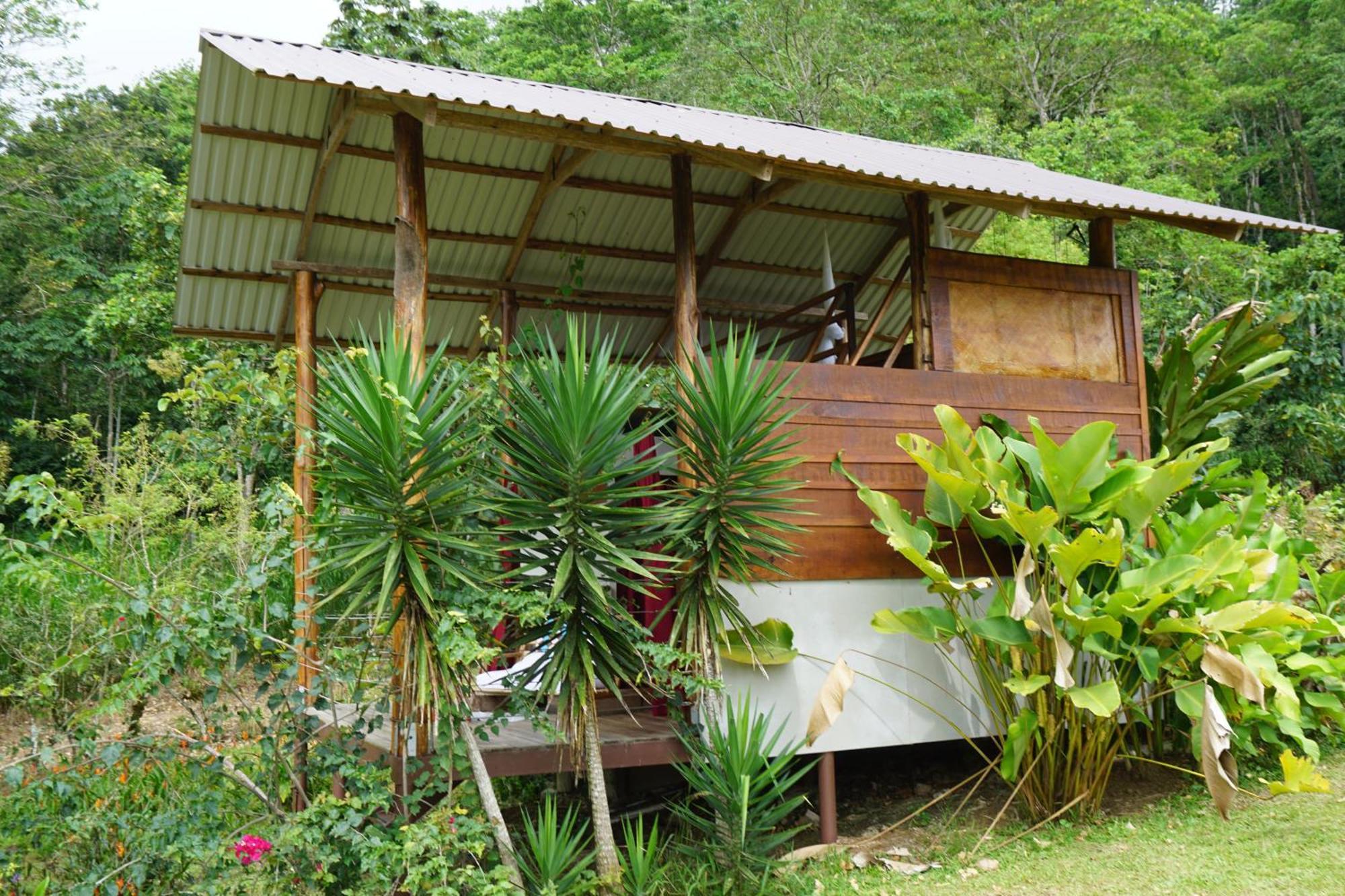 Hacienda Monteclaro Hotell Turrialba Exteriör bild